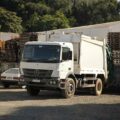 Falta de condições de trabalho paralisam coleta do lixo em Itapira