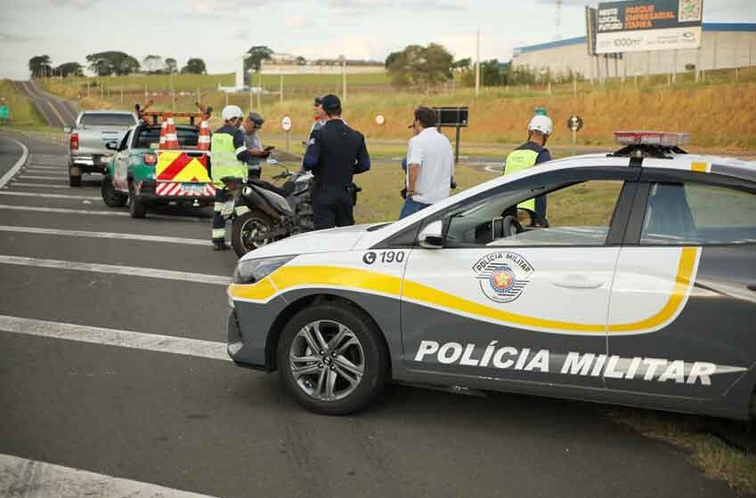 Agente da GCM sai ferido em acidente na Itapira/Mogi