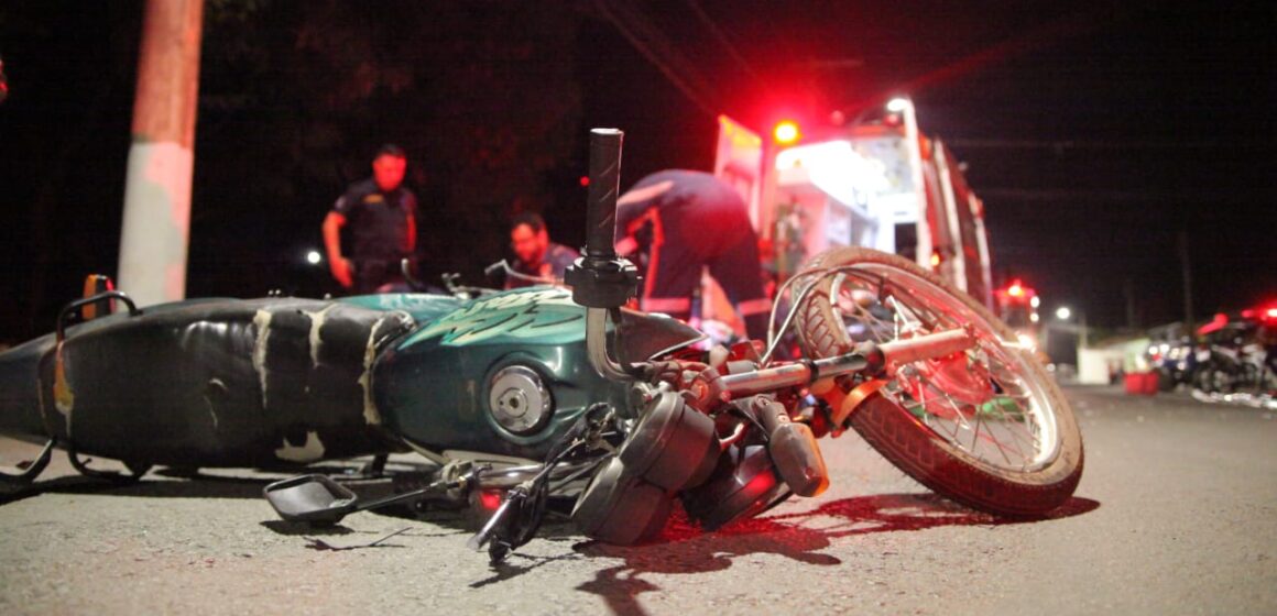 Motociclista morre após colisão de motos no Flávio Zacchi