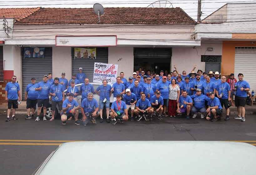  “The Beudos” consomem quase 400 litros de cerveja em caminhada