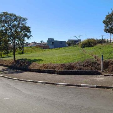 Após pressão, Prefeitura inicia processo para ceder terreno à Fatec