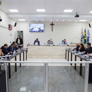 Com novas funções criadas, Câmara poderá ter até 17 cargos a mais neste ano