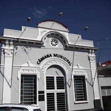 Em dois meses, Câmara pagou quase R$ 500 mil para vereadores referentes aos novos salários e retroativos