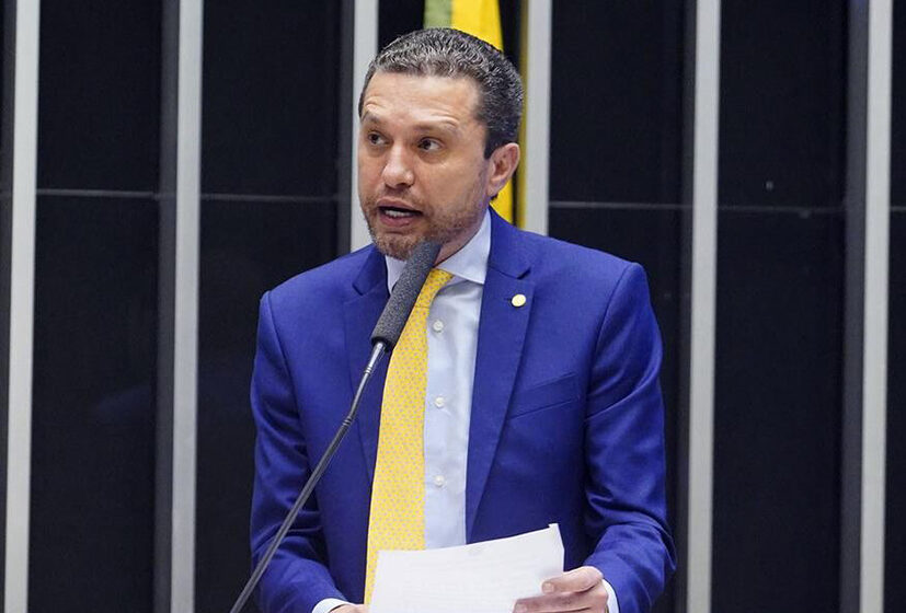 Fausto Pinato protocola projeto no Congresso que institui sistema de rastreamento do metanol