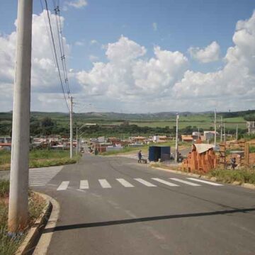 Após insistência, Prefeitura resolve disponibilizar área para construção de nova escola estadual