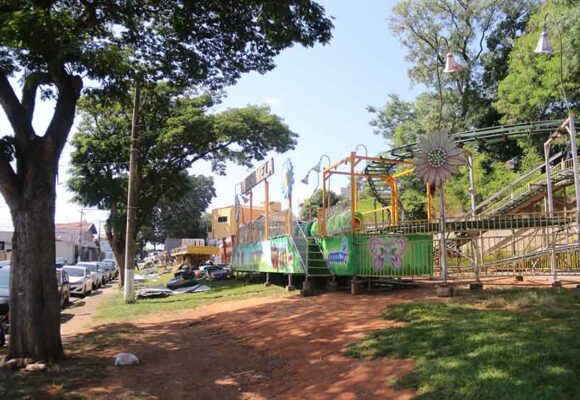 Com queda do comércio e redução do parque, “Festa de Maio” de 2026 será a menor dos últimos anos