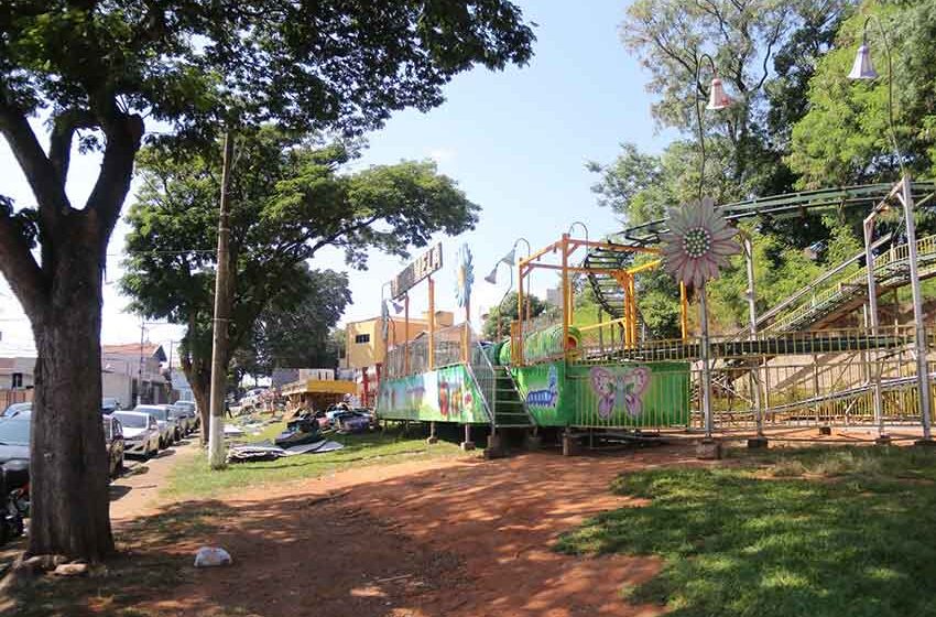 Com queda do comércio e redução do parque, “Festa de Maio” de 2026 será a menor dos últimos anos