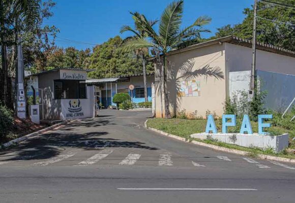 Gestão Bellini reteve recursos da Apae por cinco meses