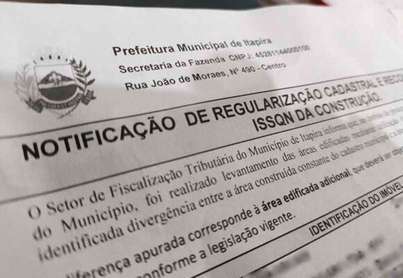 “Caça ao dinheiro”: Prefeitura atropela lei dos 5 anos e cobra imposto de obras antigas